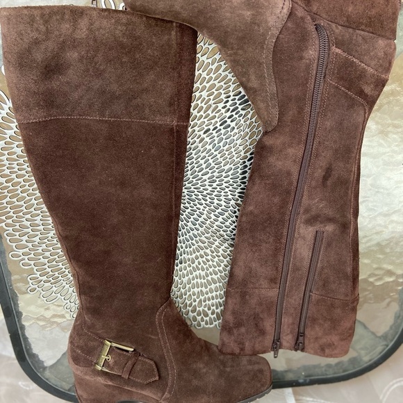 Aerosoles Minnesota Brown Suede Womens Boots, 5.5 - Picture 7 of 15